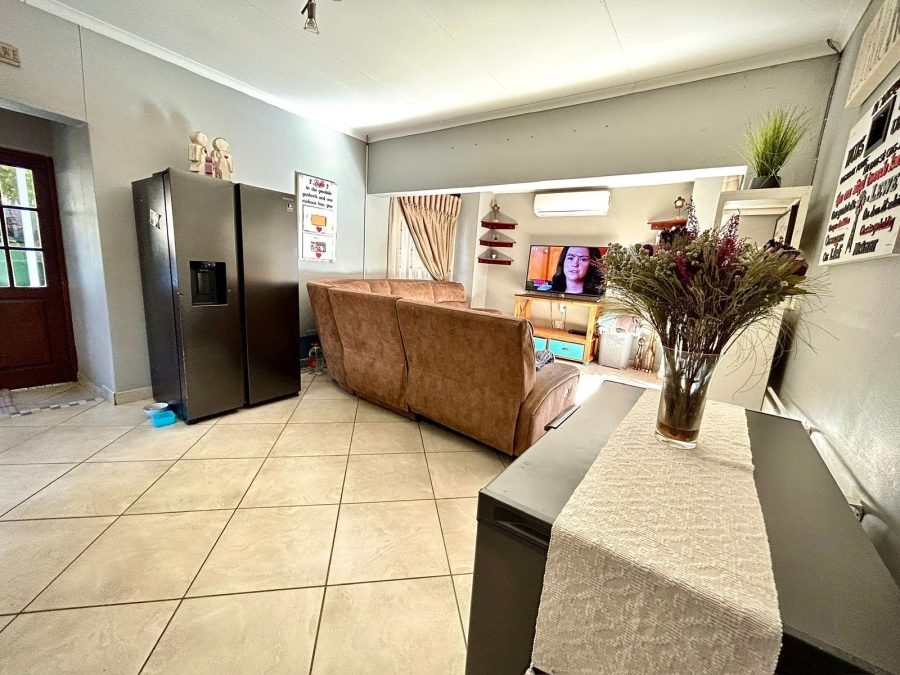 3 Bedroom Property for Sale in Waterval East North West
